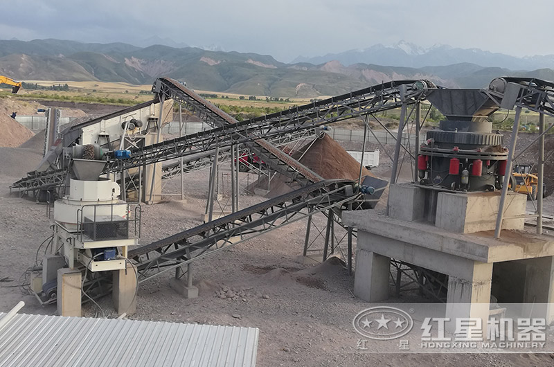 小型制砂機(jī)現(xiàn)場(chǎng) 小型制砂機(jī)現(xiàn)場(chǎng)