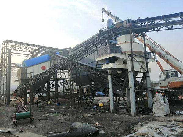 小型制砂機(jī)一套多少錢(qián)？小沙場(chǎng)一年掙多少錢(qián)？